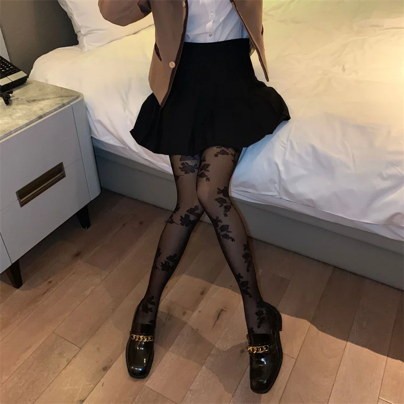 New Fashion 15D Rose Jacquard Tights Female Sexy Black White Ultra- Thin Style Anti-hook Silk Pantyhose 5