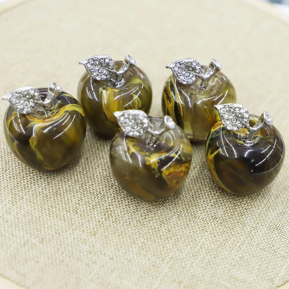 30*26MM New Natural Stone Apple Statue Ornament Healing Mixed Color Charm Room Gemstone Carved Figurine Gem Home Decoration 4Pcs