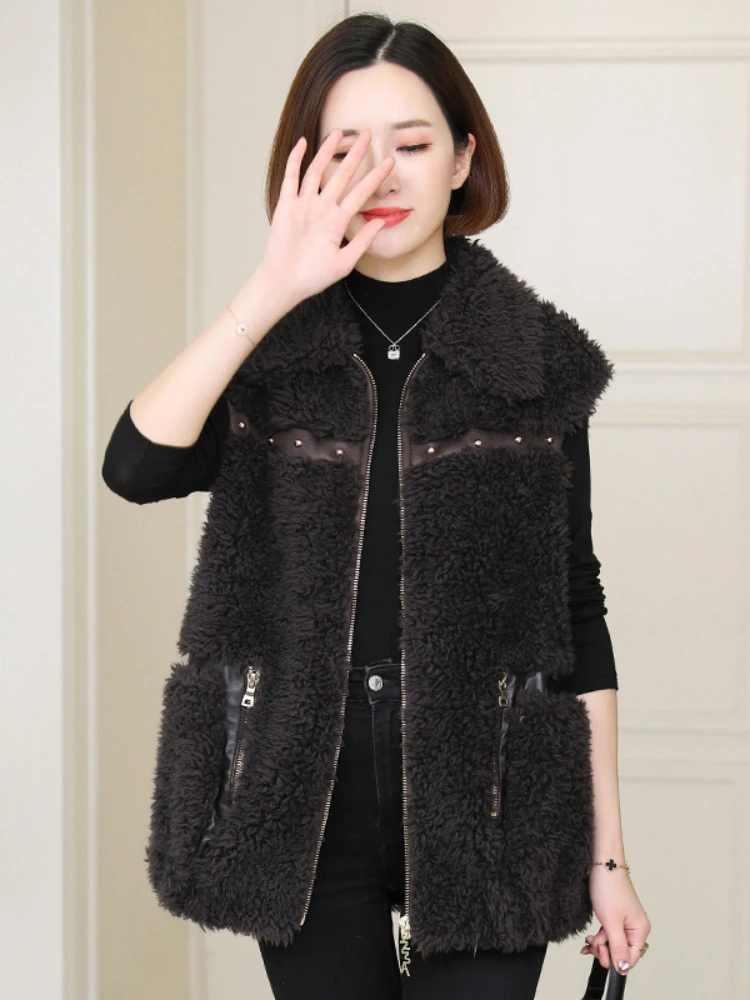 

2023 New Winter Turn-down Collar Sleeveless Vest Fashion Women Fur Coat Grain Fleec Loose Sheep Shearing Lamb Fur Warm Coat