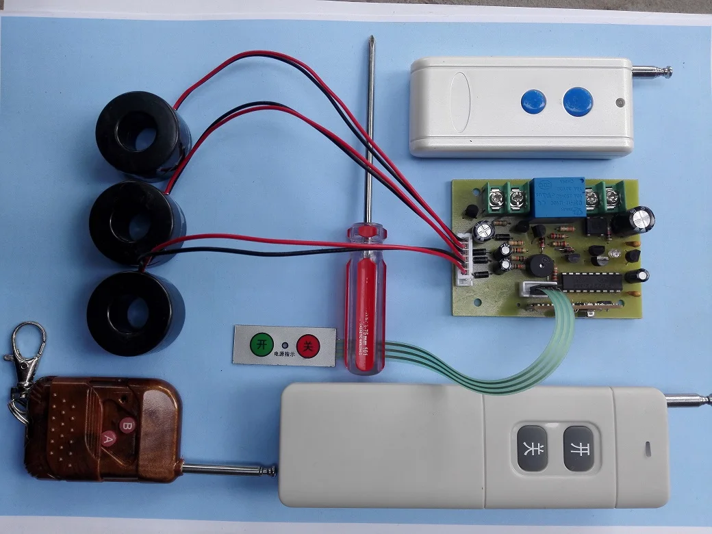 

Pump Motor Remote Control Assembly with Phase Loss Protection with Manual Button Switch Remote Control Distance 4000 Meters
