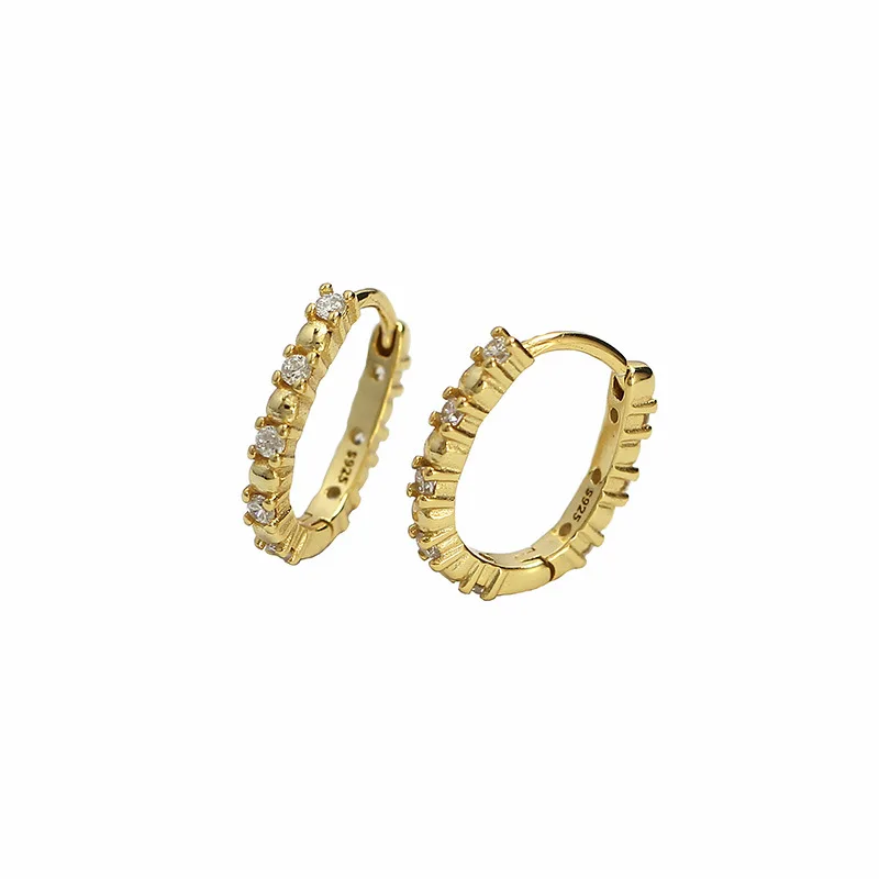 Рисунок 6 - Женские серьги в форме буквы U