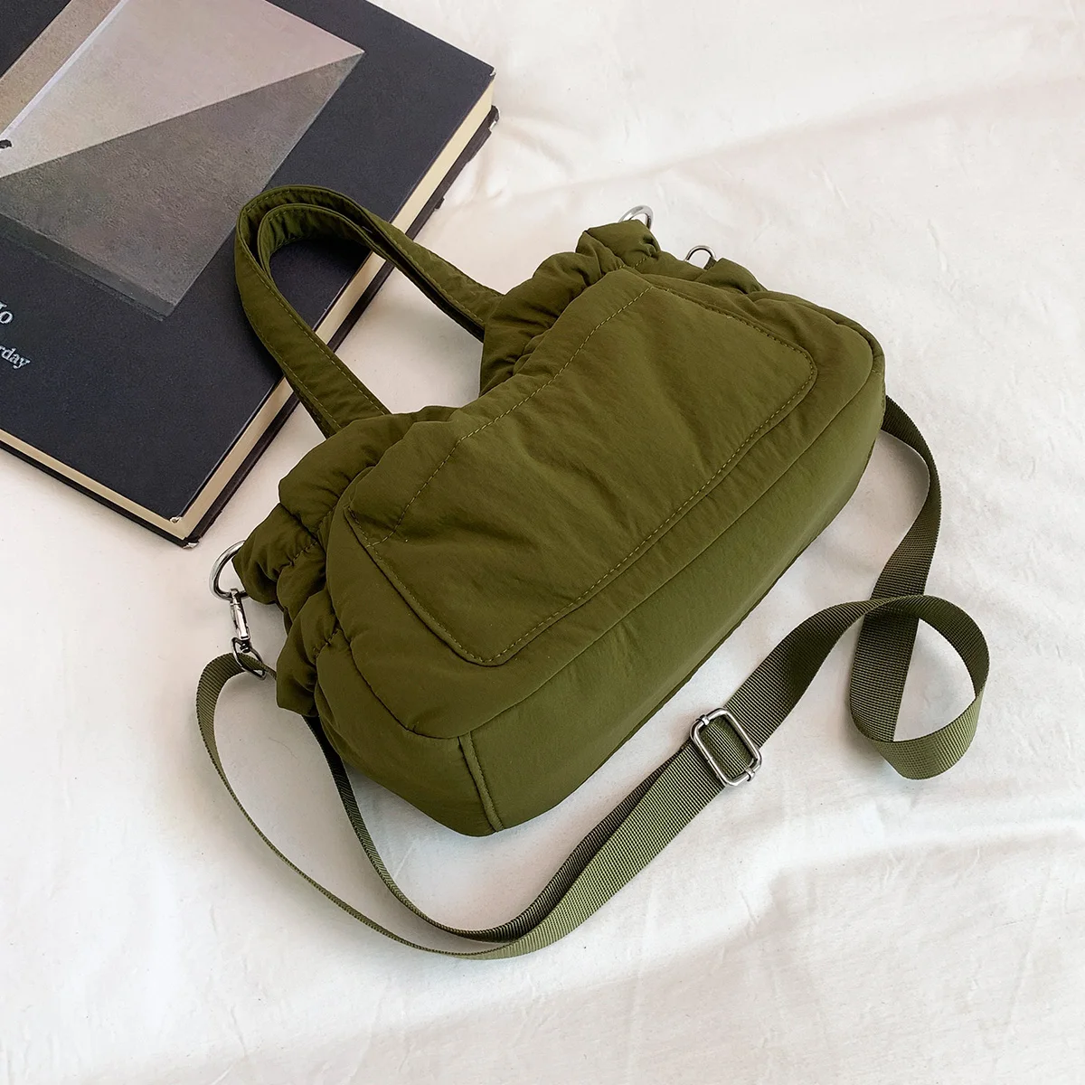 Outdoor Portable Crossbody Bag for Women, New Autumn and Winter Style, Work Commute Handbag, Large Capacity Shoulder Bag, Women's Tote Bag, Student Class Bag