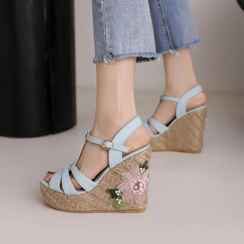 Beach Dress Sandals Women Summer Wedges Shoes Appliques T Strap Gladiator Pumps Bohemia Casual Plus Size 46 47 48 High Heels