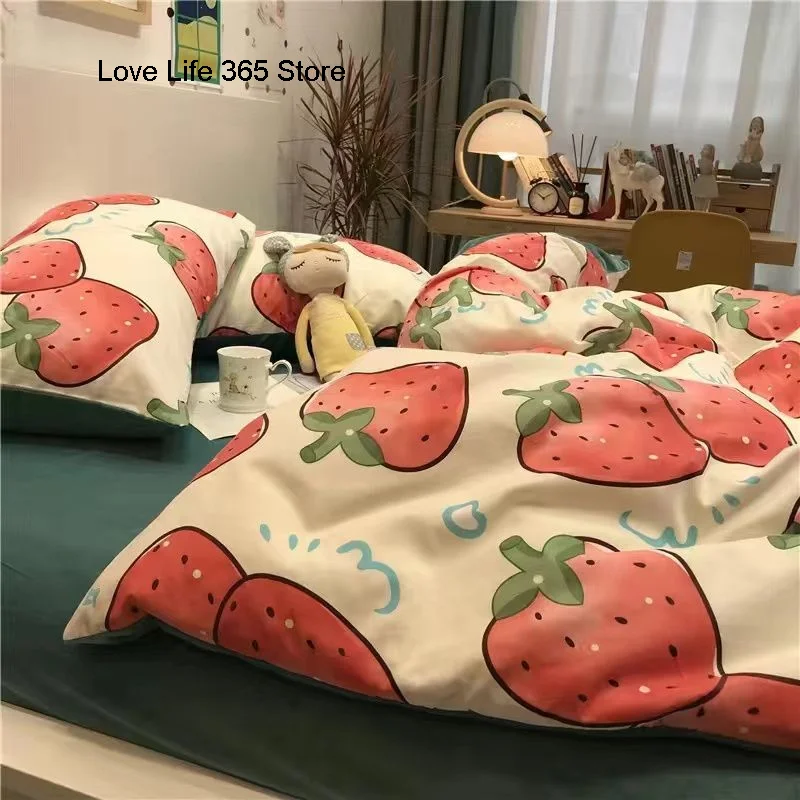 

Cartooon Strawberry Bedding Set Fresh Fruit Duvet Cover Solid Green Linen With Pillowcase Polyester For Kids Adults Full Size