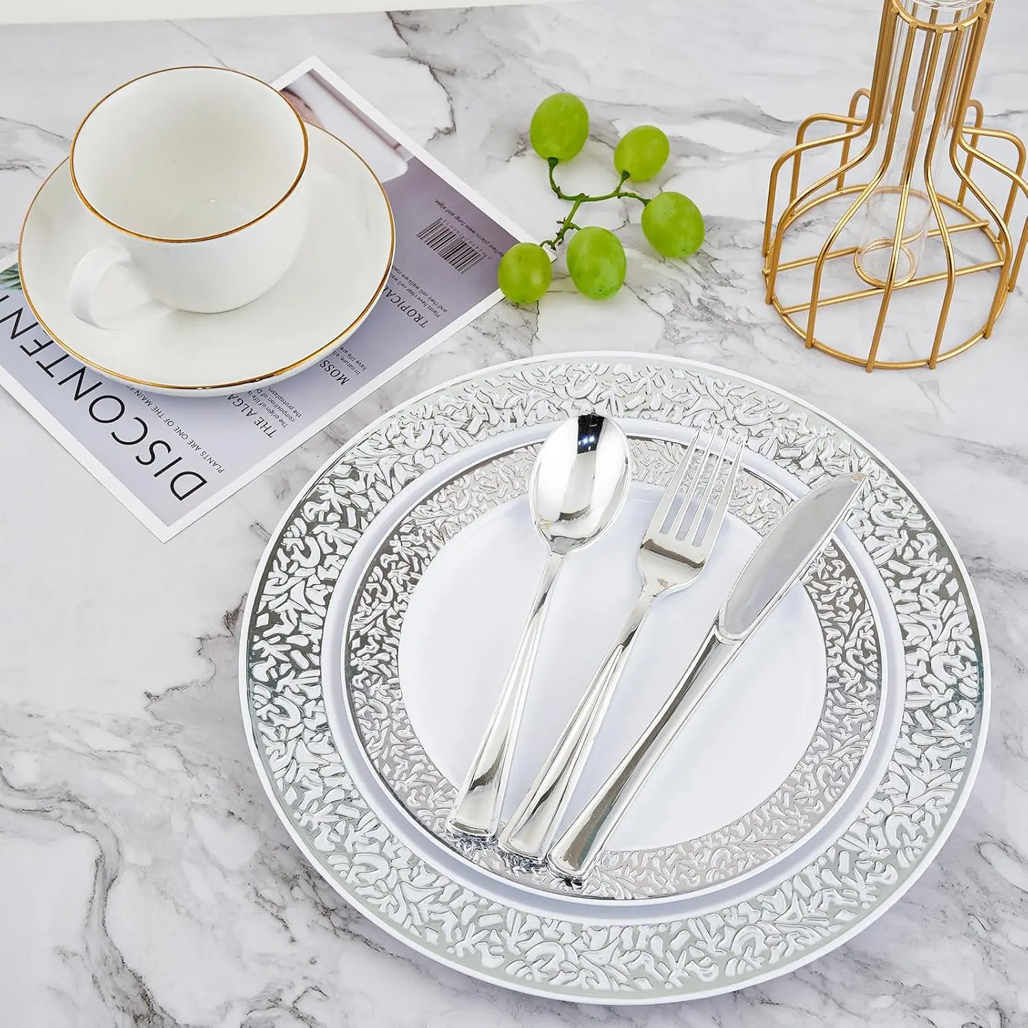 210-Piece Party Dinnerware Set 3