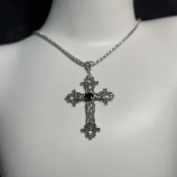 Y2K Punk Crystal Cross Pendant Necklace - Gothic Aesthetic Jewelry (Black)