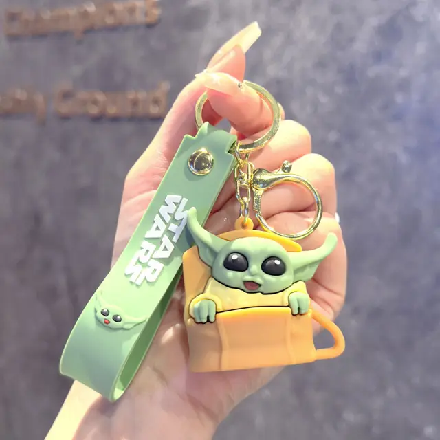 LLavero de Baby Yoda 3