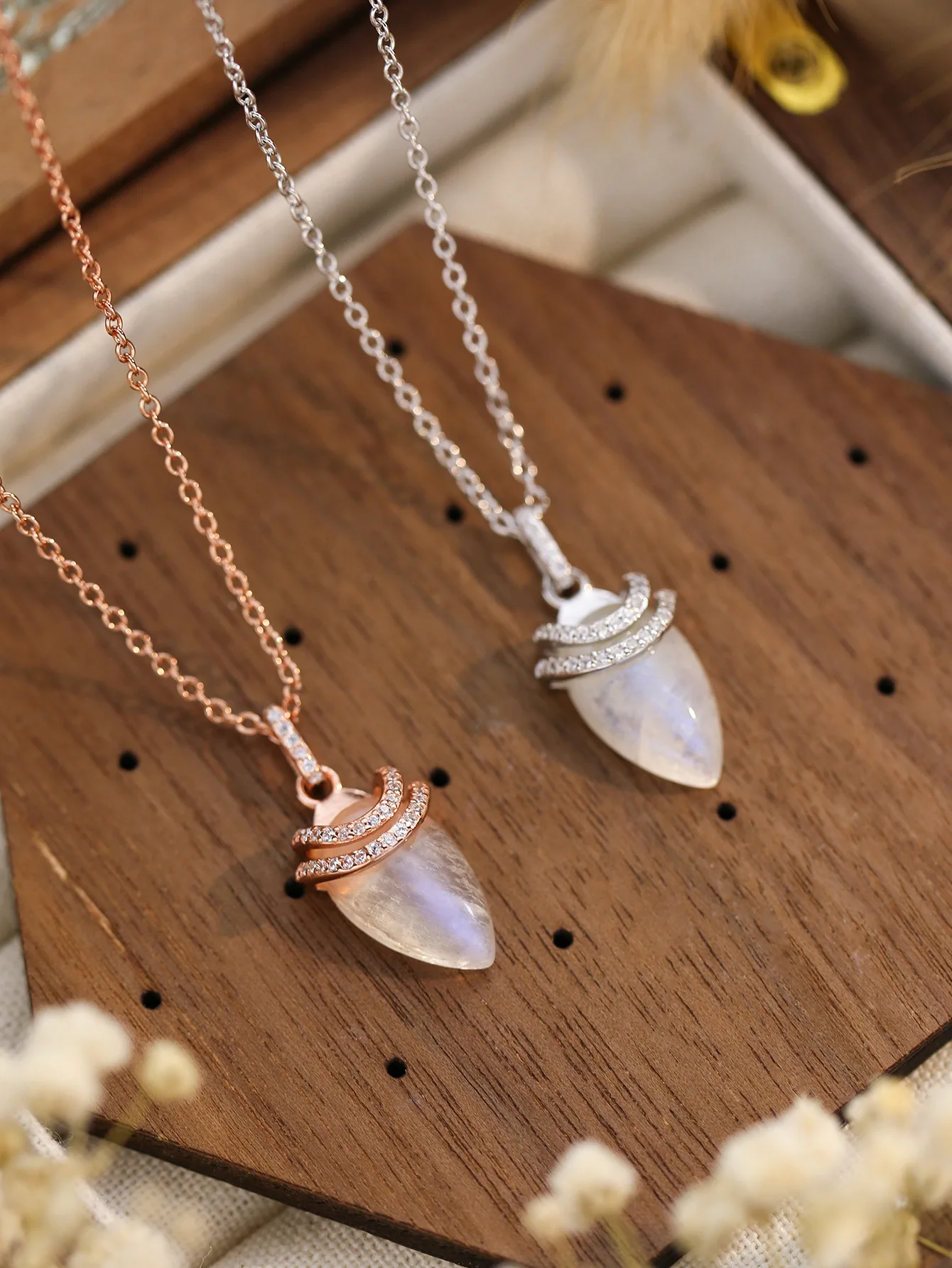 

Hot sale S925 sterling silver drops moonstone pendant rose gold necklace women's fashion versatile jewelry