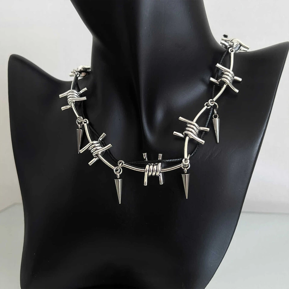 Manfnee Girocollo Punk Gotico Per Donne E Uomini In Pelle PU Con