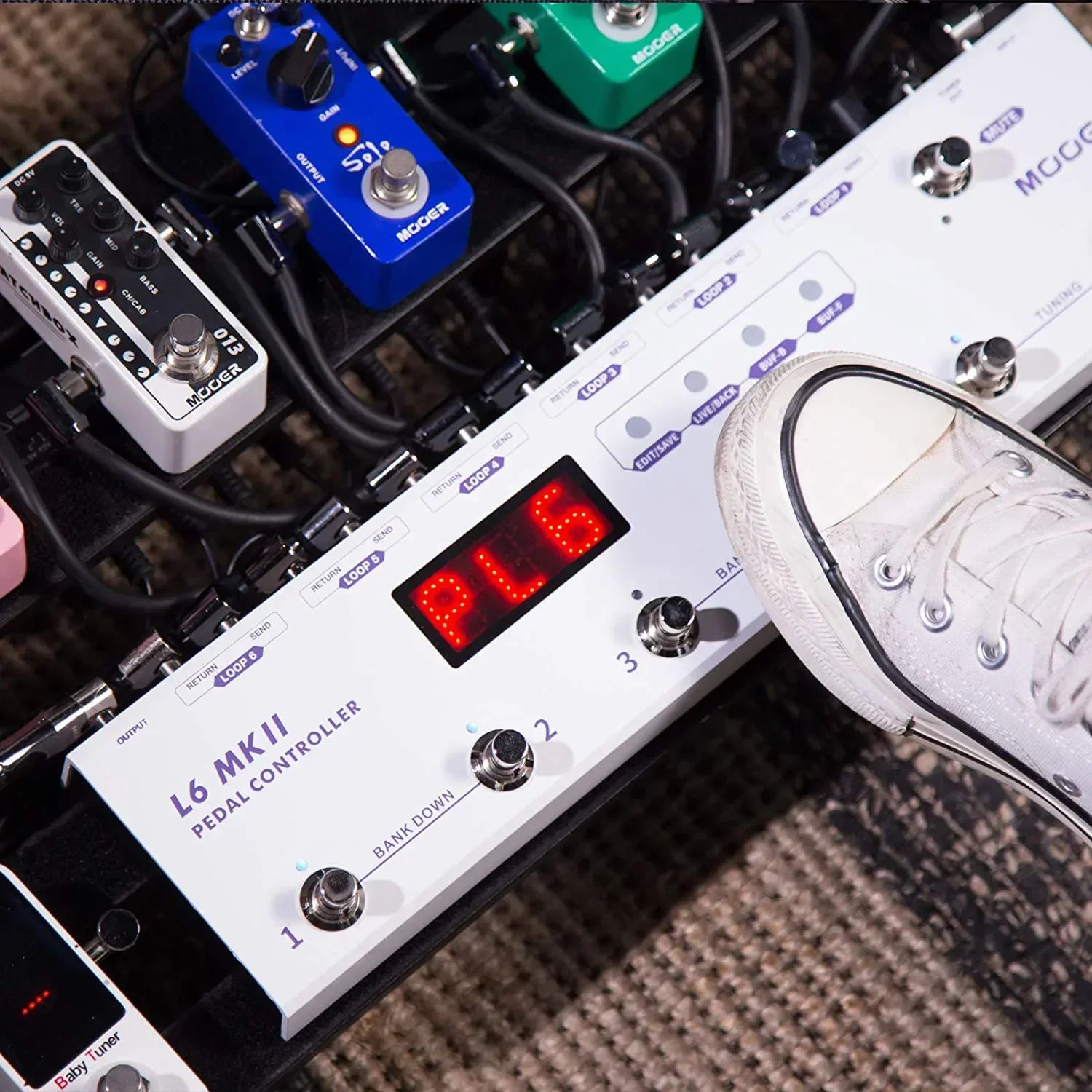 MOOER MKII Guitar Pedal Controller Programmable Loopswitcher with 6 Loops L6 PL6 PCL6 With Connector Pedal Guitar Accessories