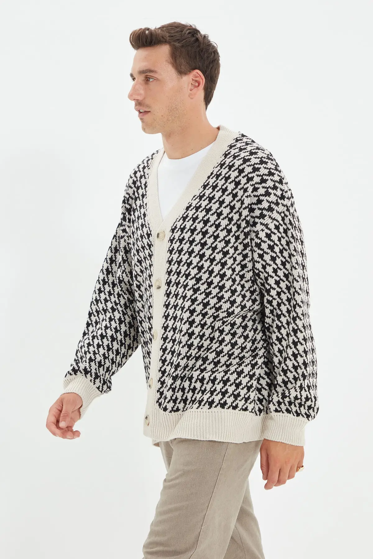 Trendyol Men Oversize V Collar Crowbar 