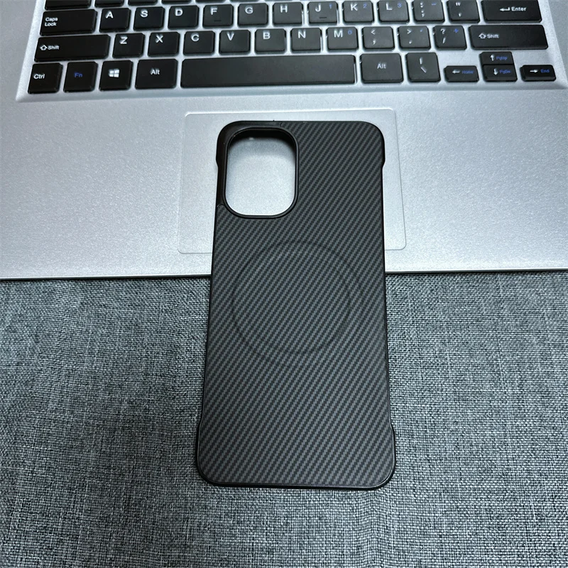 Carbon Fiber Magnetic Wireless Charging Slim Protective Phone Case