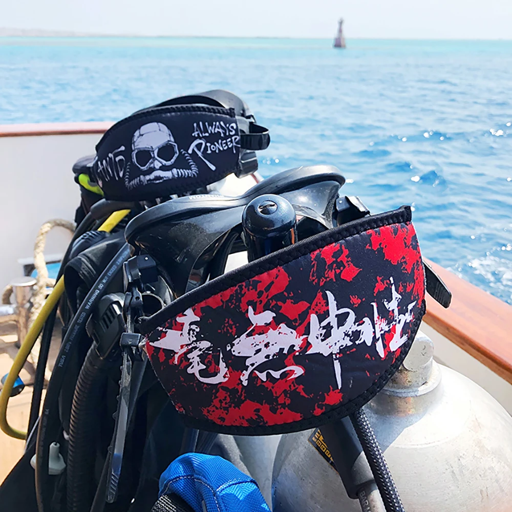 Scuba Mask Strap Cover Neoprene Diving Mask Strap Wrapper for Snorkel with Hook and Loop Fastener 2 Patterns Both Sides