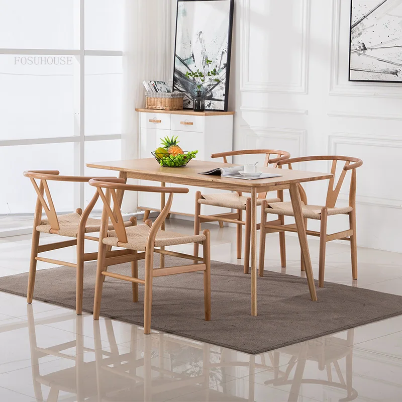 Chaises de salle à manger en bois massif au design nordique