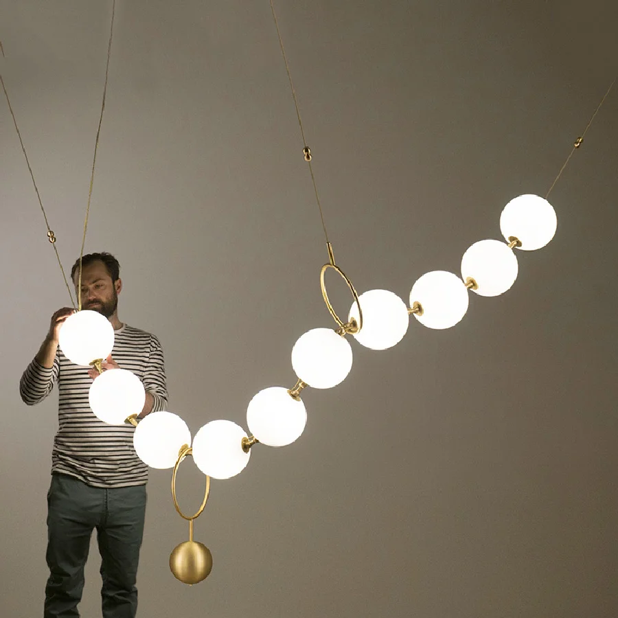 

Nordic Modern Glass Ball Creative Restaurant Chandelier Model Room Designer Bedroom Study Bedside Staircase Chandelier