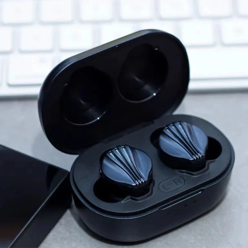 Slide image 0433115894844352aadc0a0438e6e1ce