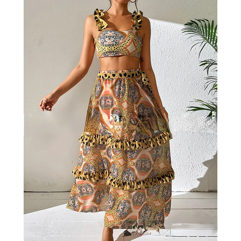 

Bikini Split Swimsuit Three-Piece Women's New High Waist Tube Top Pleating Strap Spinning Skirt