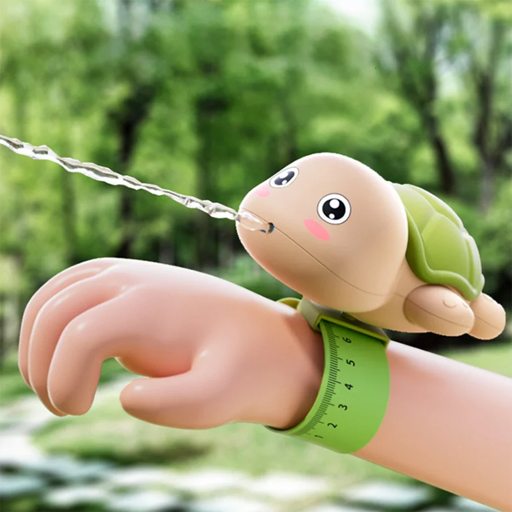 새로운 거북이 또는 돌고래 모양의 팔찌 물놀이 장난감, 부모-자녀 상호작용 압력 물 분사 장난감, 목욕, 해변 및 수영장 장난감