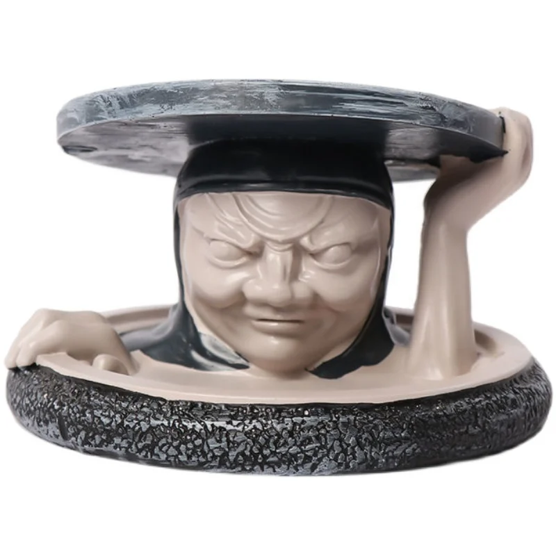 

Creative Resin Manhole Cover Little Figure Ornaments Spoof Peeping Garden Outdoor Decorations Dwarf Ornaments