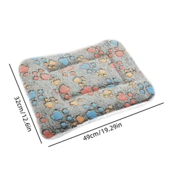 Cozy Flannel Pet Bed Mat - Soft & Warm Winter Blanket - L 32x49cm (Coffee Footprint)
