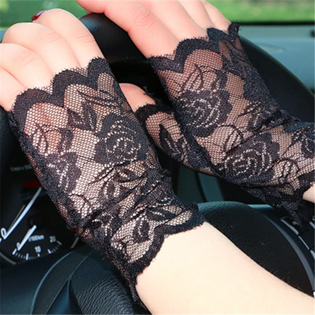 

Witch Costume Short Lace Half Fingerless Gloves Bridal Wedding Events Party Glove Wedding Party 1Pair Black Lace Gloves