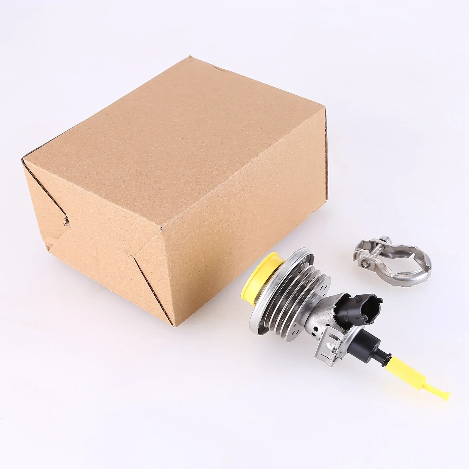 Diesel Exhaust Fluid Nozzle Assembly for Ram 1500 Grand Cherokee