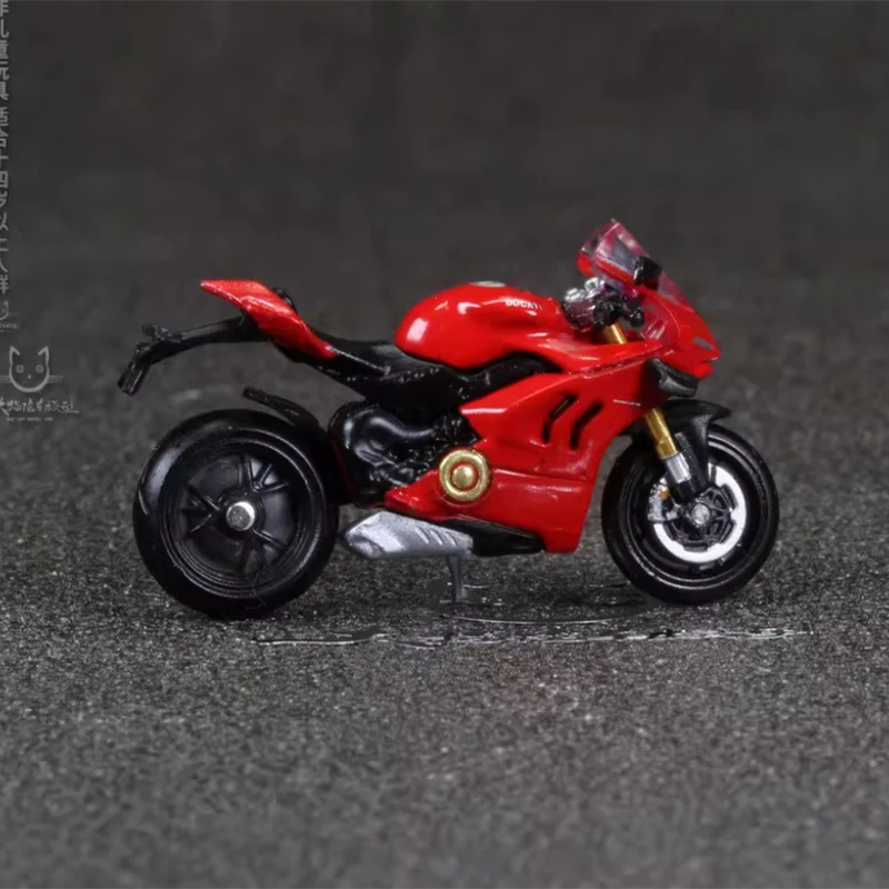 다이캐스트 오리지널 1:64 스케일 두카티 파니갈레 V4S 시뮬레이션 합금 자동차 모델 컬렉션 장식 장난감 선물 기념품 디스플레이