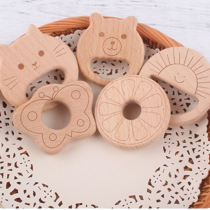 Baby Teething Toys 1pc BPA Free Beach Wood Baby Teether Leaf Shape Wooden Newborn Teething Ring Unfinished Baby Grasping Montessori Bracelet Toys