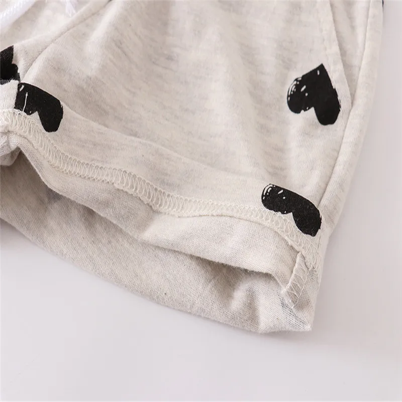 Рисунок 3 - Летние шорты на шнуровке для мальчиков и девочек