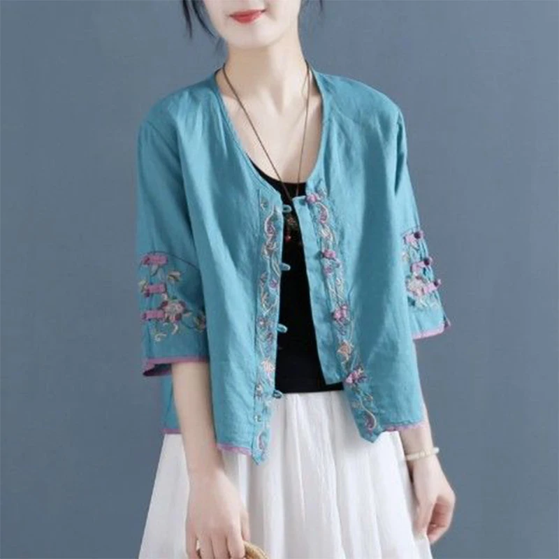Léto etnický styl bavlna prádlo výšivka vintage žába košile ženské polovina rukáv volné ležérní móda všestranné svetr blůza