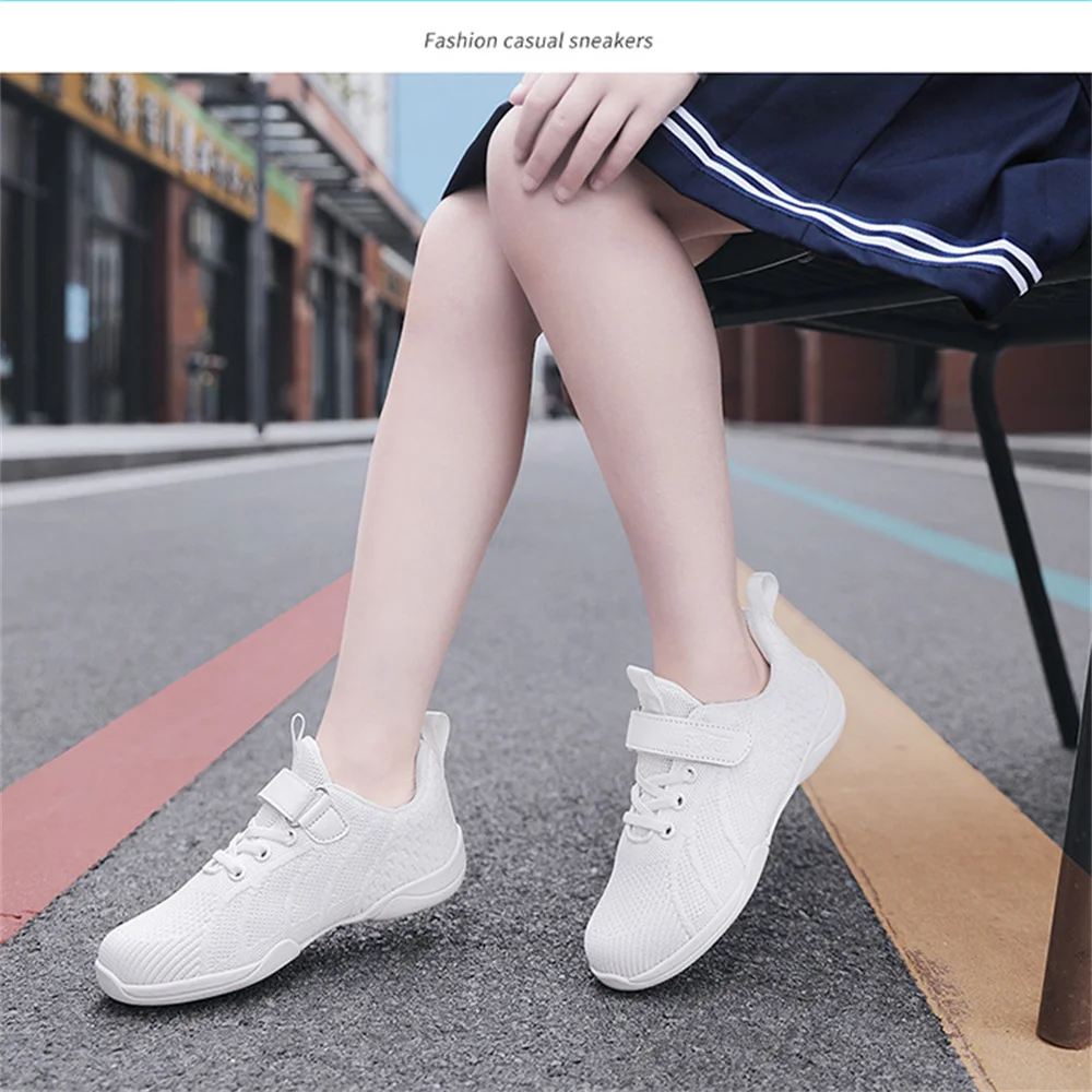 Рисунок 6 - Белые туфли для чирлидинга для девочек ARKKG