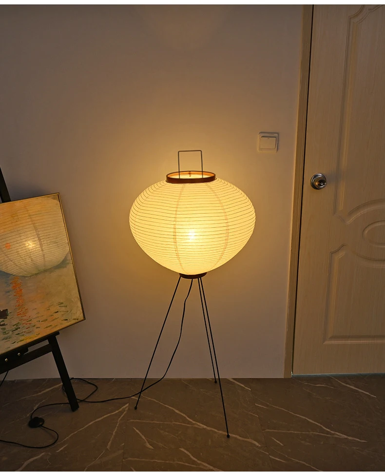 Akari 10a Floor Lamp