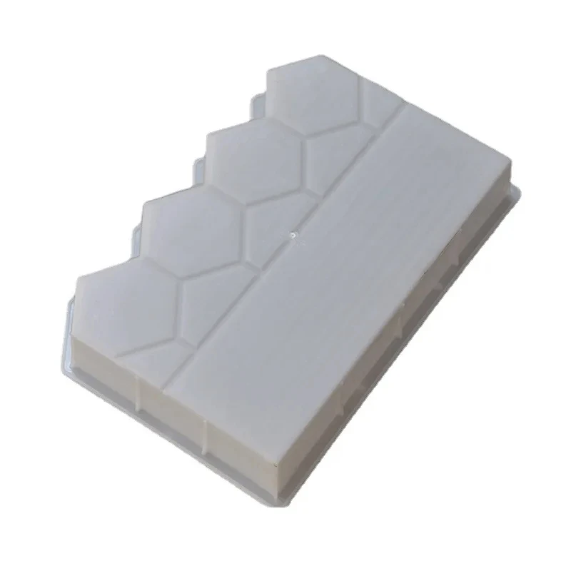 DIY Garden Fence Concrete Mold 5