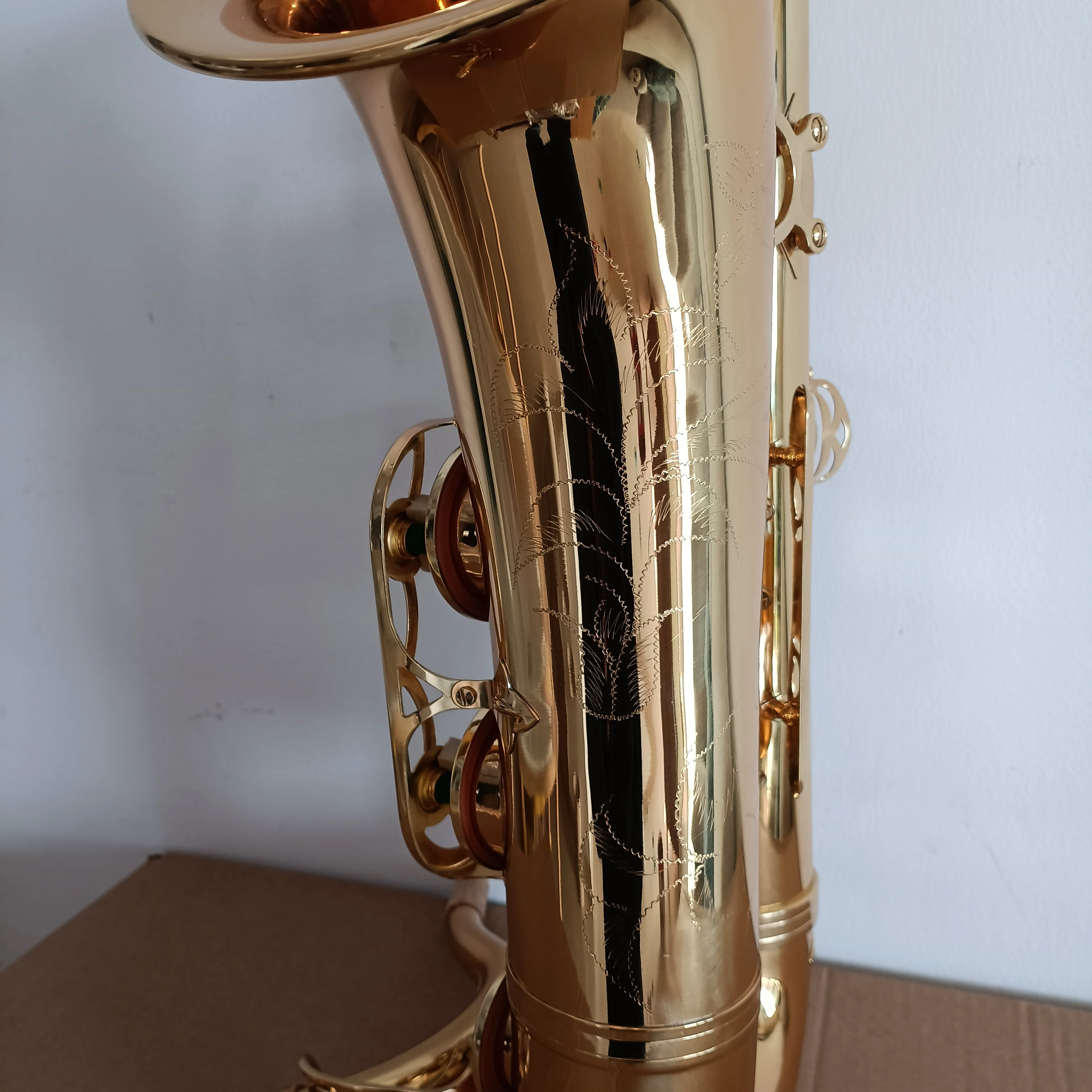 YTS-875 Golden color Tenor saxophone Deep carved Flowers with case