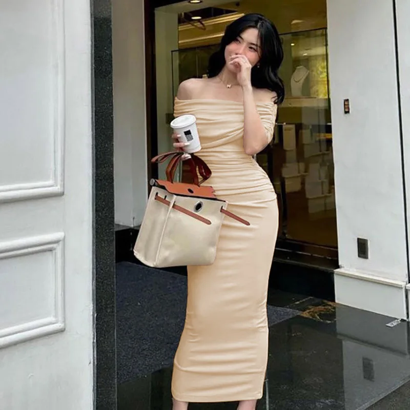 فستان بيج ميدي بتصميم أوف شولدر وكشكش ناعم