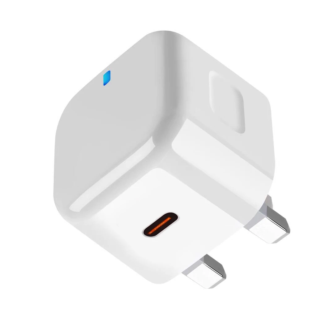 20W UK Travel Plug Single USBC Fast Charging Block Type-C Port 20W PD Charger for Ireland and UK Charger With LED indicator