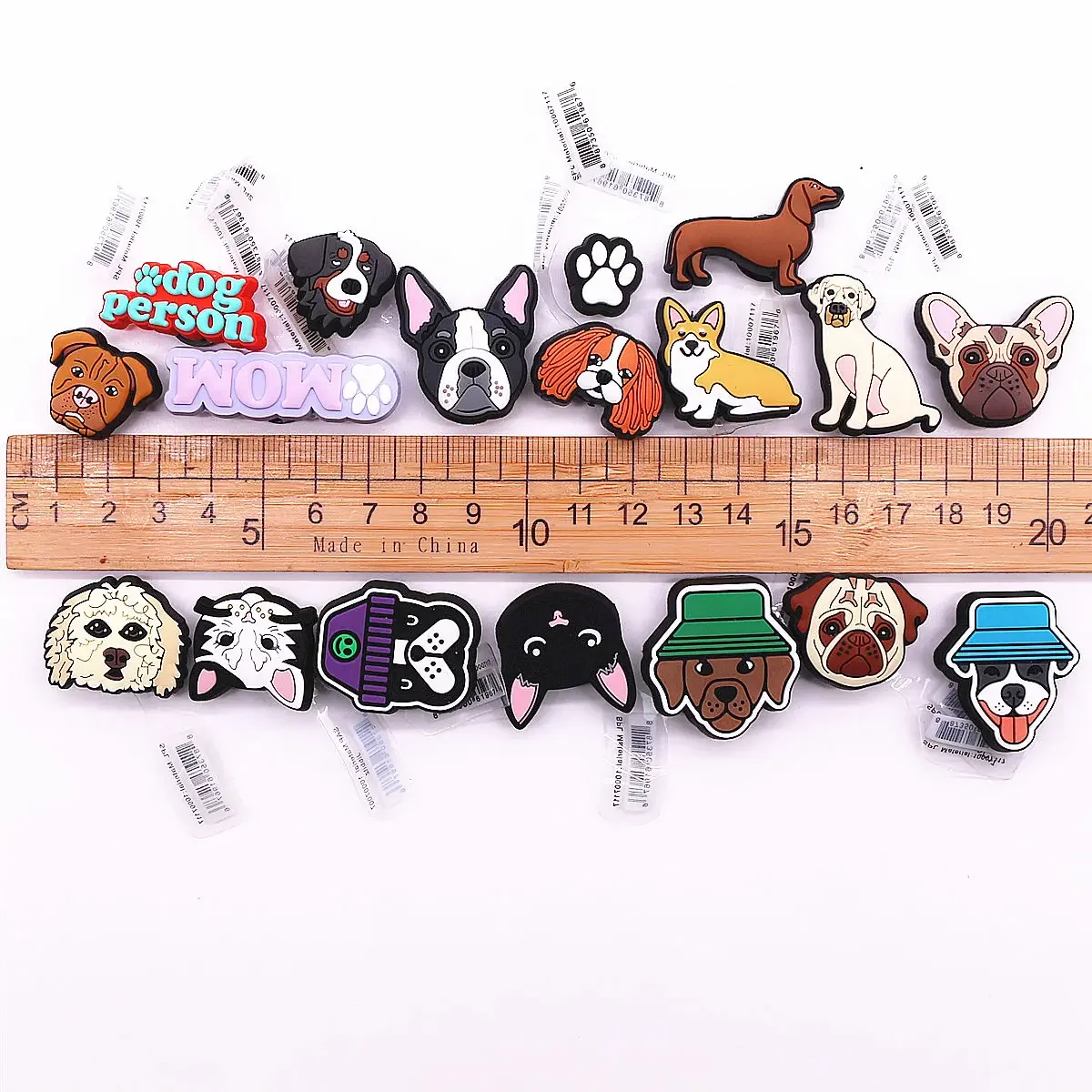 Shoe charms shoe decorations 1pcs Original Cute Pets PVC Shoe Charms Funny Pug Designer Sandal Upper Decoration Accessories Bulldog Dog Cat Clog Pins Buckle
