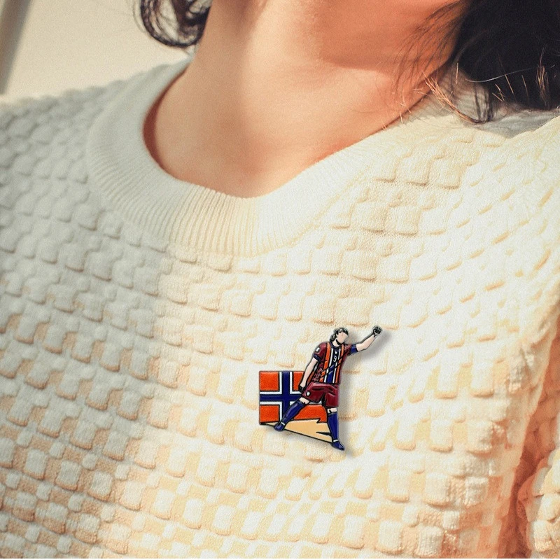 2026 usa canada mexico football pin badge cartoon alloy unisex soccer player souvenir brooch diy clothes bags hat scarf jeans 2026 USA Canada Mexico Football Pin Badge Cartoon Alloy Unisex Soccer Player Souvenir Brooch DIY Clothes Bags Hat Scarf Jeans 3