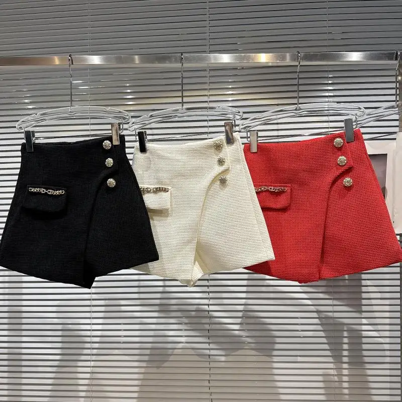 

new winter 2022 diamond gold chain folding skirt three points they bump fabrics women shorts