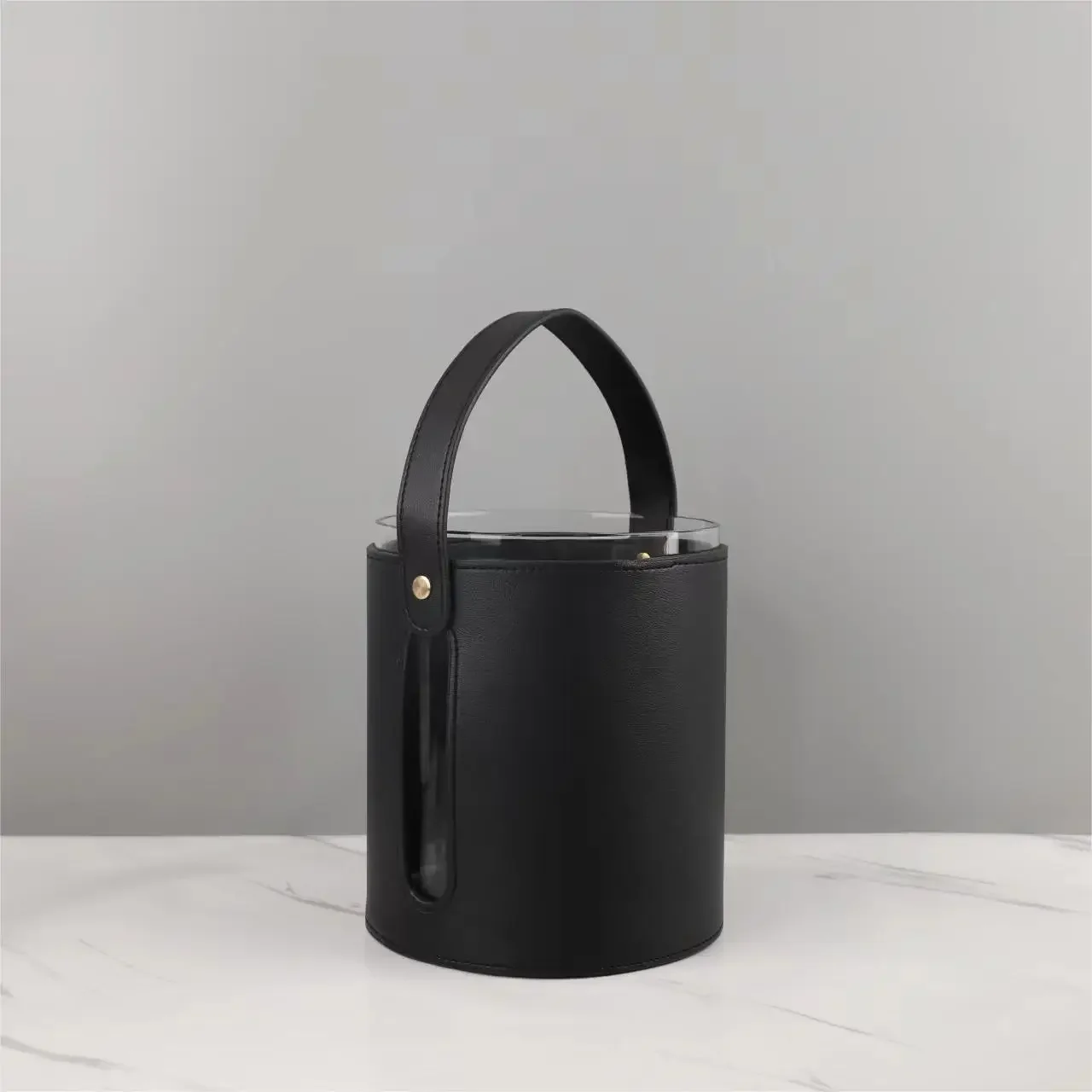 Modern Minimalist Leather Glass Decanter Red Wine Ice Bucket Decoration Dining Room Bar Counter Hotel Home Decoration 3
