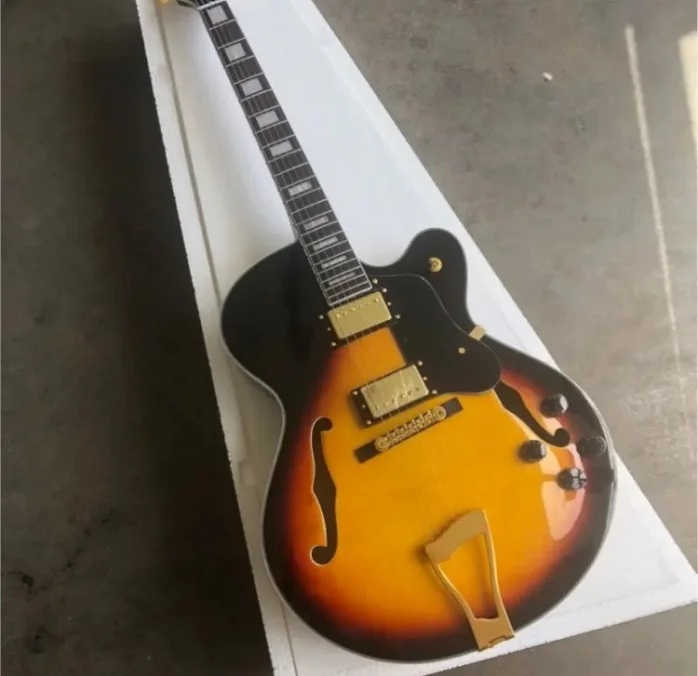 

Custom 6-string jazz guitar, sunset color, Korean hardware.