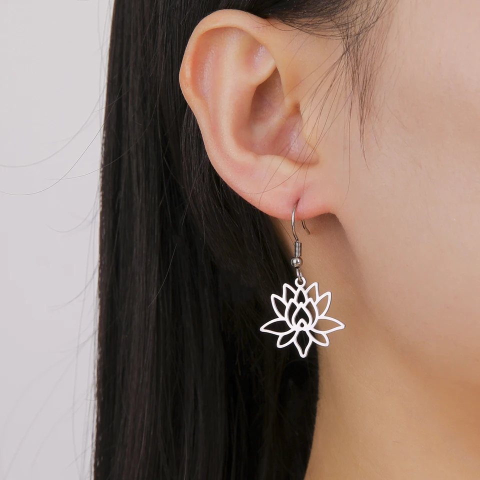 LIKGREAT Orecchini pendenti con fiore di loto aperto da donna in acciaio inossidabile Vintage Yoga Buddismo Guarigione Amuleto Goccia Orecchino a cerchio Gioielli  36