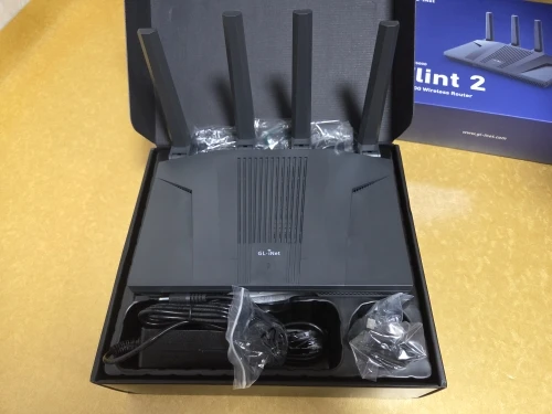 GL.iNet GL-MT6000(Flint 2) WiFiルーター 新品 GL.iNet Flint 2 (GL-MT6000) ホームおよびオフィス ルーター、8