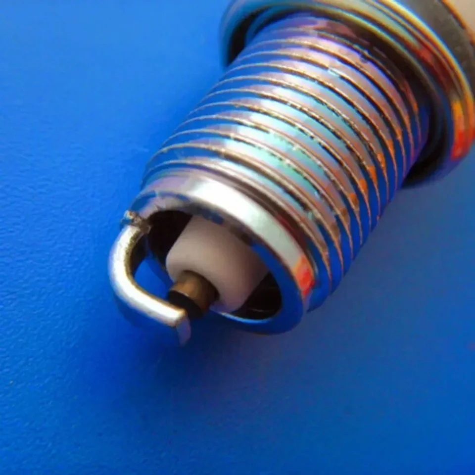 Nuovo Ngk Candela Di Accensione Per Hayter Motori Honda Motori - GCV135