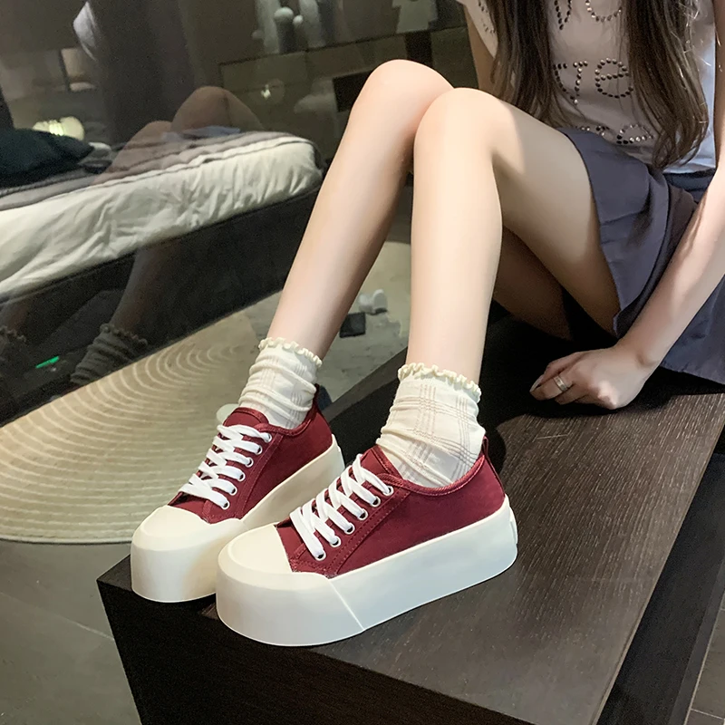 Women Thick Bottom Sneakers Flat Shoes Woman Black White Casual lace up Jogging Shoes Platform Mary Jane Sports Run Shoe Mujer