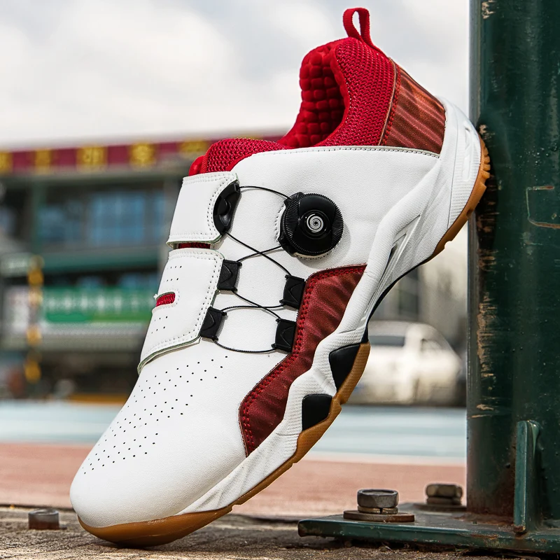 New Badminton Shoes Men Women Professional Badminton Sneakers Light Weight Tennis Sneakers Anti Slip Table Tennis Shoes