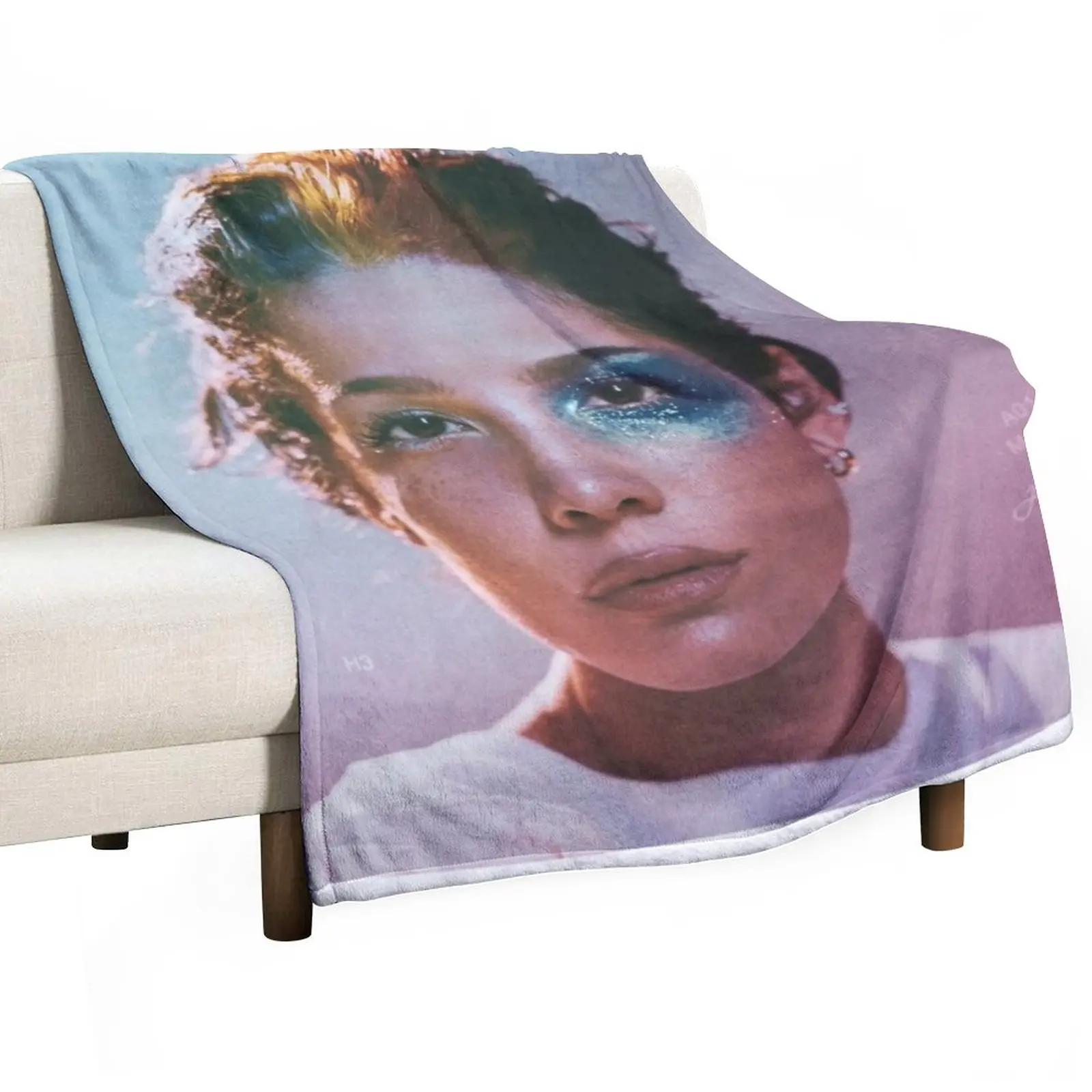 

manic album Throw Blanket Softest Blanket Flannel Fabric