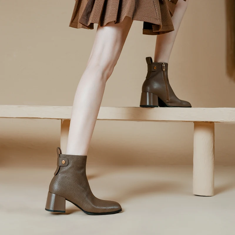 

Genuine Cow Leather Women Chunky Heels Retro Style Short Boots Office Ladies Square Toe High Heels Side Zipper Solid Ankle Boots
