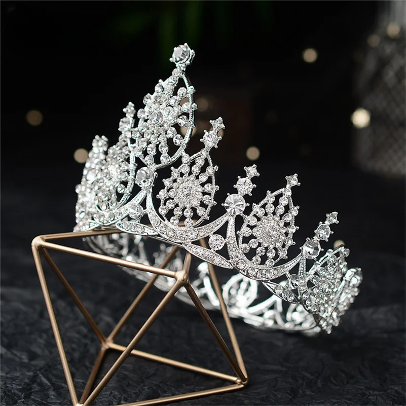 

CC Tiaras and Crowns Hairband Baroque Vintage Crown Wedding Hair Accessories for Women Bridal Tiara High Quality European HG1269