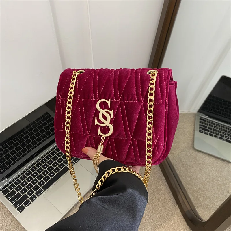 

Retro Commuter Niche Women Bag Casual Shoulder Crossbody New Fashion Simple Small Square Bag Luxury Design